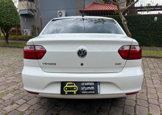 imagem-https://www.socarrao.com.br/sc-vehicle-images-prod/1173004/1777999443272-volkswagen-voyage-1.6-16v-msi-totalflex-4p-automatico-wmimagem15022696425.jpg