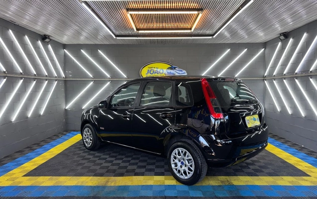 imagem-https://www.socarrao.com.br/sc-vehicle-images-prod/1174211/1785243879471-gb-c865b76.jpeg