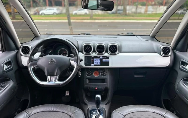 imagem-https://www.socarrao.com.br/sc-vehicle-images-prod/1174768/1790019617906-8054842_1_B_917b0464d4.jpeg