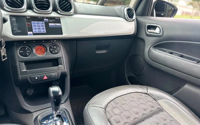 imagem-https://www.socarrao.com.br/sc-vehicle-images-prod/1174768/1790019617915-8054842_9_B_c719b33376.jpeg