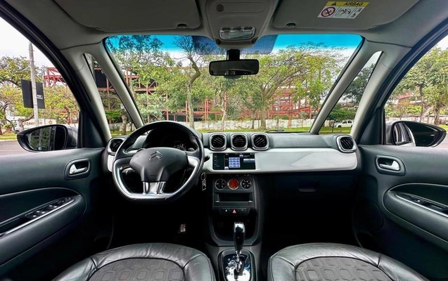 imagem-https://www.socarrao.com.br/sc-vehicle-images-prod/1174768/1790019617916-8054842_10_B_660060d0af.jpeg