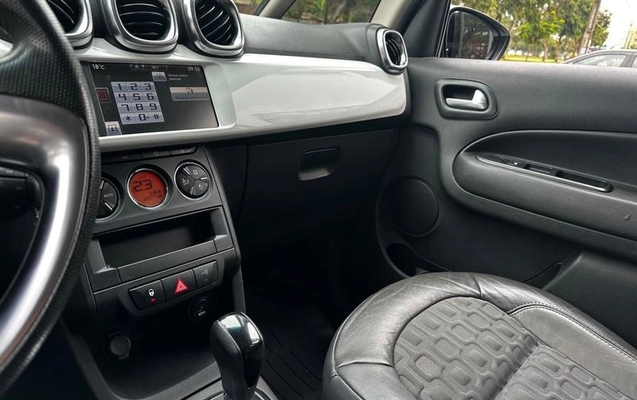 imagem-https://www.socarrao.com.br/sc-vehicle-images-prod/1174768/1790019617924-8054842_14_B_f882c78905.jpeg