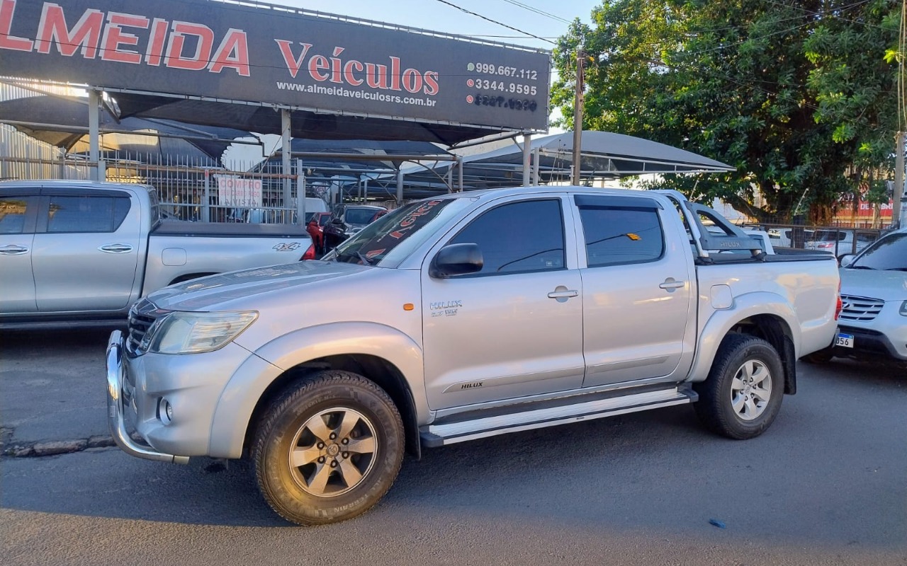 imagem-https://www.socarrao.com.br/sc-vehicle-images-prod/1175152/1778683864466-MTc3ODY4MzQ2OTA5MC5qcGc.jpg