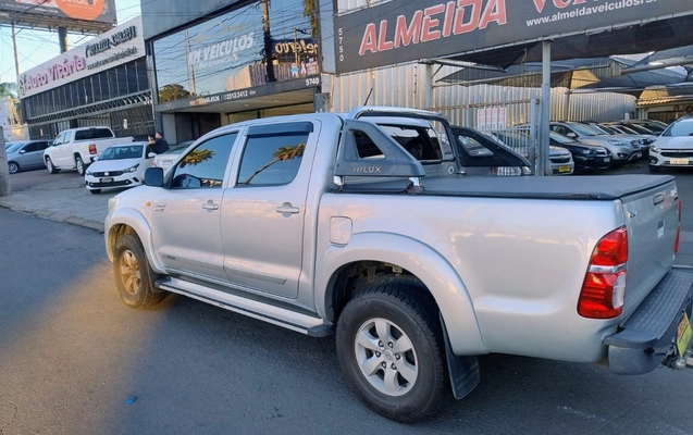 imagem-https://www.socarrao.com.br/sc-vehicle-images-prod/1175152/1778683864516-MTc3ODY4MzQ2OTA5OS5qcGc.jpg
