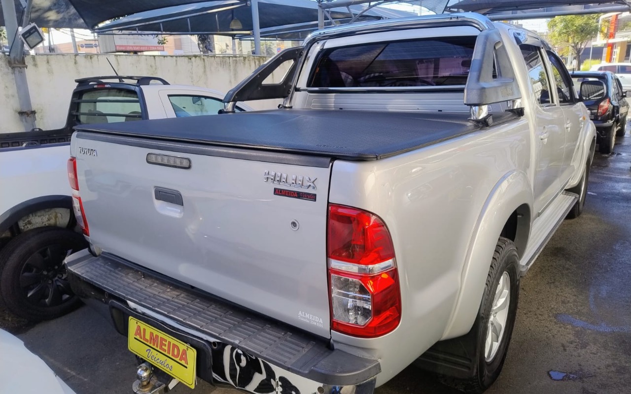 imagem-https://www.socarrao.com.br/sc-vehicle-images-prod/1175152/1782406879082-V2hhdHNBcHAgSW1hZ2UgMjAyNi0wNi0yNSBhdCAxMS4zMi4xMSAoMikuanBlZw.jpeg