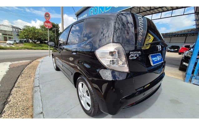 imagem-https://www.socarrao.com.br/sc-vehicle-images-prod/1175187/1788020895536-b034df52-3679-112d-d6ee-9e4e1e2c3e5c-whatsappimage2026-02-05at093933jpeg.jpg