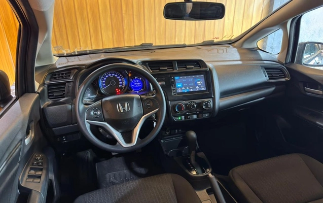 imagem-https://www.socarrao.com.br/sc-vehicle-images-prod/1175323/1788270669744-gb-bd029cd.jpeg