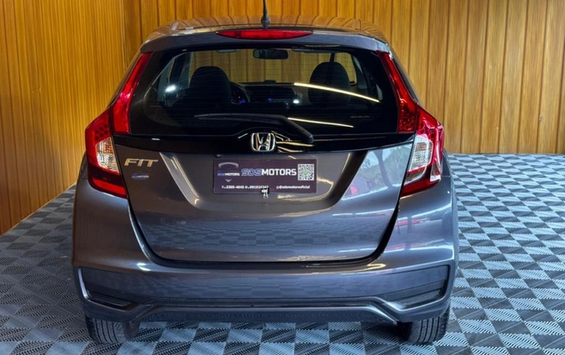 imagem-https://www.socarrao.com.br/sc-vehicle-images-prod/1175323/1788270669753-gb-d5f5003.jpeg