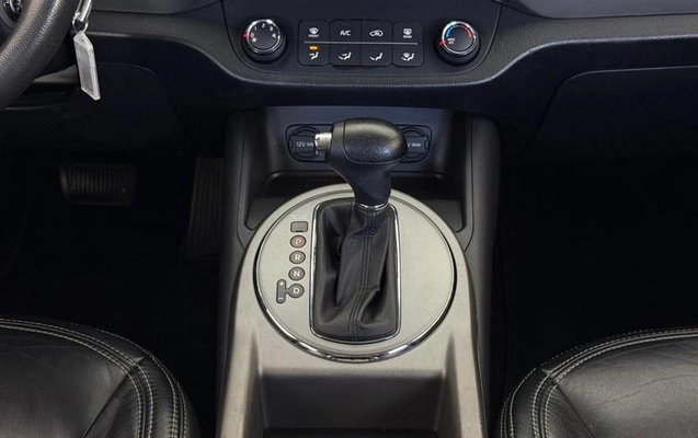 imagem-https://www.socarrao.com.br/sc-vehicle-images-prod/1176038/1788181857035-8015700_6_B_e2c02f41f4.jpeg