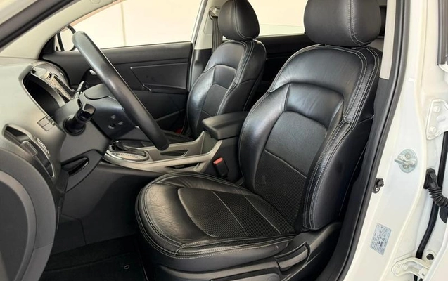 imagem-https://www.socarrao.com.br/sc-vehicle-images-prod/1176038/1788181857044-8015700_6_B_1eddffe7ba.jpeg