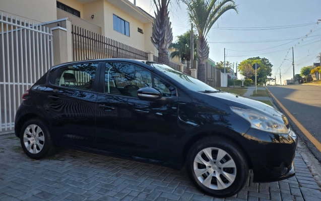 imagem-https://www.socarrao.com.br/sc-vehicle-images-prod/1176352/1778004973201-SU1HLTIwMjYwNTA1LVdBMDAxOC5qcGc.jpg