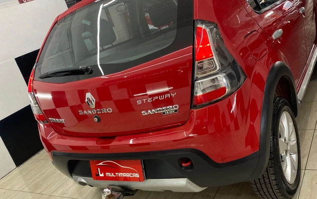 imagem-https://www.socarrao.com.br/sc-vehicle-images-prod/1176688/1778005587441-SU1HXzg0ODUuanBlZw.jpeg