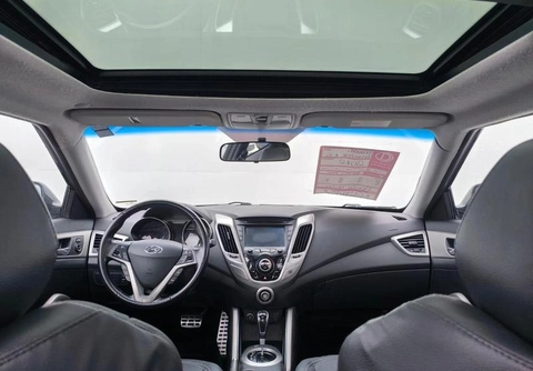 Hyundai Veloster 1.6 16V 140cv Aut. 2012 Preto — foto 1 de 3