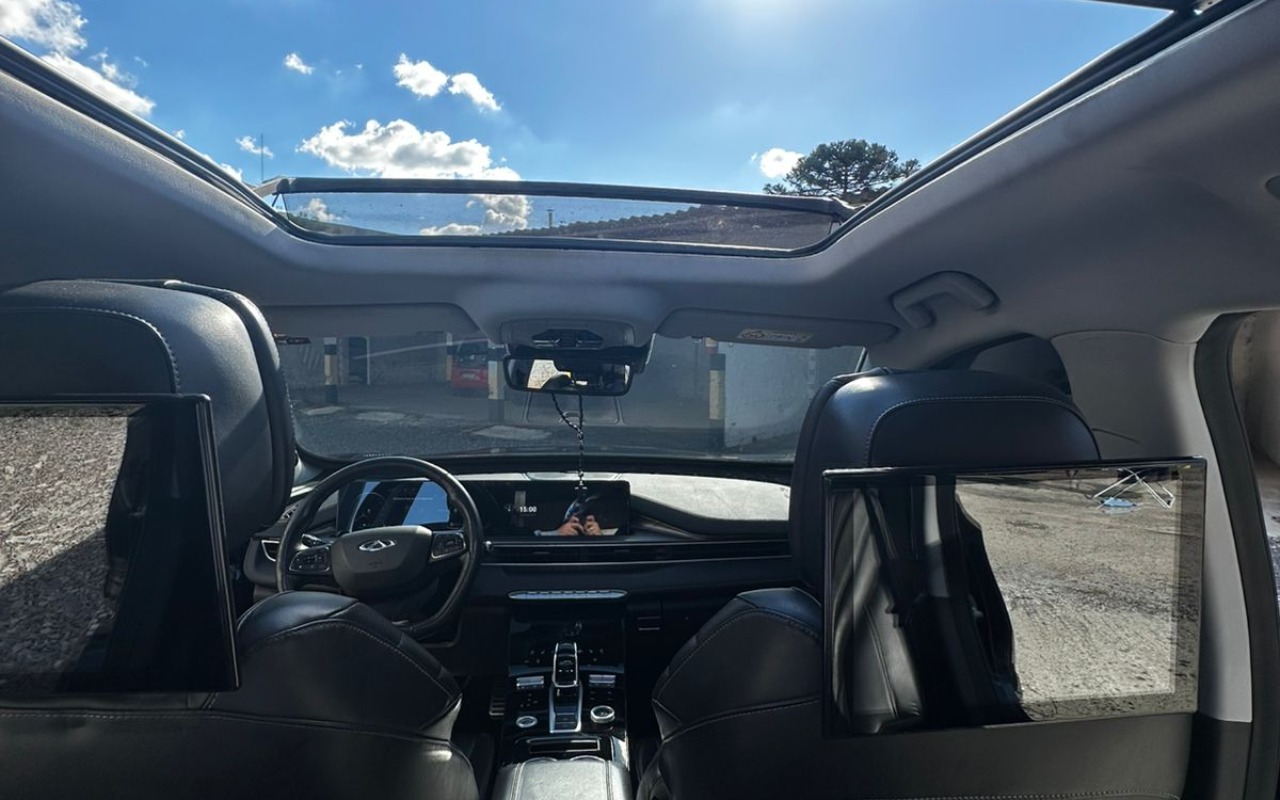 imagem-https://www.socarrao.com.br/sc-vehicle-images-prod/1176932/1778006574502-V2hhdHNBcHAgSW1hZ2UgMjAyNi0wNS0wNSBhdCAxNS4yOC41MiAoMSkuanBlZw.jpeg