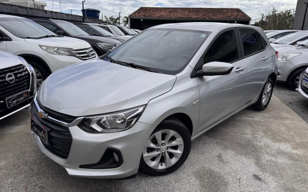 imagem-https://www.socarrao.com.br/sc-vehicle-images-prod/1179513/1778010132690-V2hhdHNBcHAgSW1hZ2UgMjAyNi0wNS0wNSBhdCAxNi4yMy4yMyAoMSkuanBlZw.jpeg