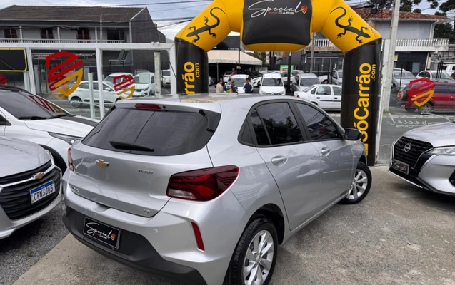 imagem-https://www.socarrao.com.br/sc-vehicle-images-prod/1179513/1778010132819-V2hhdHNBcHAgSW1hZ2UgMjAyNi0wNS0wNSBhdCAxNi4yMy4yMyAoMikuanBlZw.jpeg