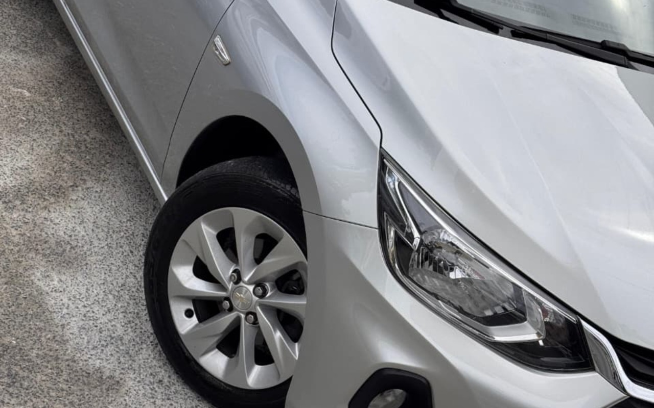 imagem-https://www.socarrao.com.br/sc-vehicle-images-prod/1179513/1778010133607-V2hhdHNBcHAgSW1hZ2UgMjAyNi0wNS0wNSBhdCAxNi4yMy40My5qcGVn.jpeg