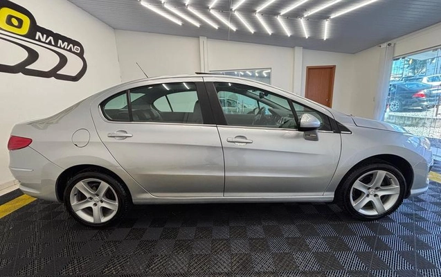 imagem-https://www.socarrao.com.br/sc-vehicle-images-prod/1181054/1786324735368-7908524_4_B_d82f530c99.jpeg