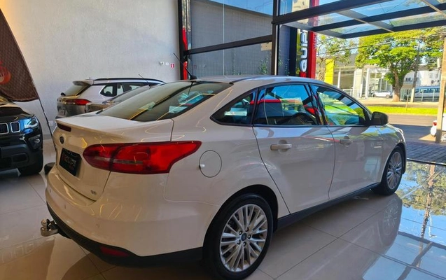 imagem-https://www.socarrao.com.br/sc-vehicle-images-prod/1181314/1787167257139-7896403_6_B_4b1ec2886b.jpeg