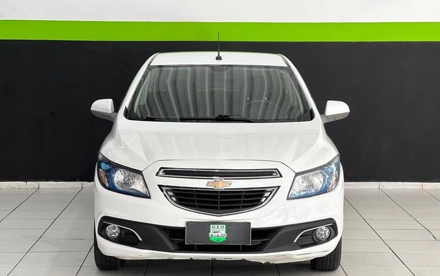 imagem-https://www.socarrao.com.br/sc-vehicle-images-prod/1181884/1789066148467-8019699_18_B_e574be16b8.jpeg