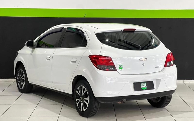 imagem-https://www.socarrao.com.br/sc-vehicle-images-prod/1181884/1789066148470-8019699_13_B_b70fb74cbf.jpeg