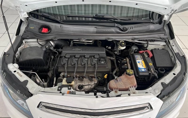 imagem-https://www.socarrao.com.br/sc-vehicle-images-prod/1181884/1789066148487-8019699_15_B_eb36dabb81.jpeg