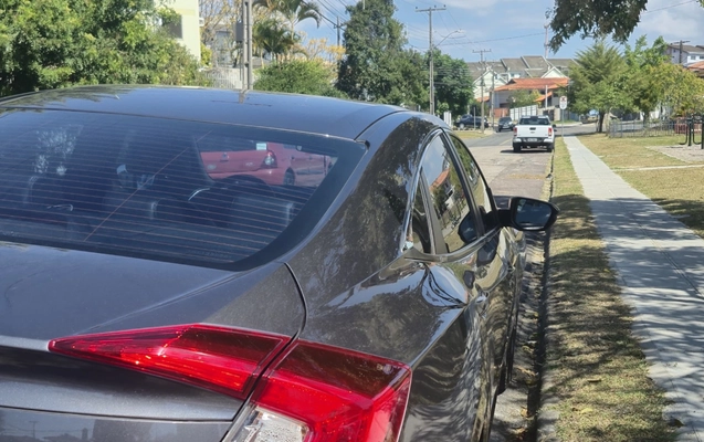 imagem-https://www.socarrao.com.br/sc-vehicle-images-prod/1187503/1778027922001-ZTdlZmYzZGUtZGYxMy00MjE0LWI2YzAtMGFiMzM0NTY0ZjFmLmpwZWc.jpeg