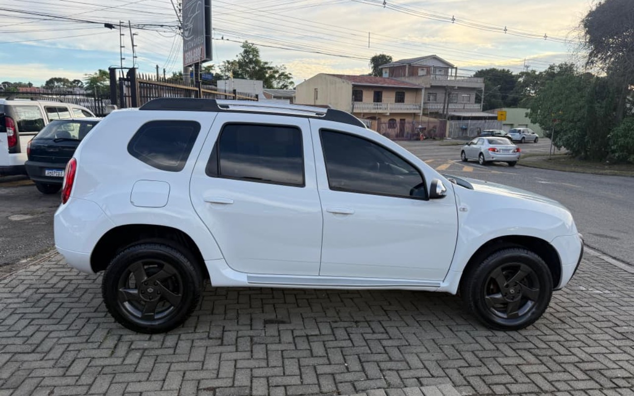 imagem-https://www.socarrao.com.br/sc-vehicle-images-prod/1190865/1778035223777-V2hhdHNBcHAgSW1hZ2UgMjAyNi0wNS0wNSBhdCAyMy4yMy4yNy5qcGVn.jpeg