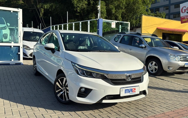 imagem-https://www.socarrao.com.br/sc-vehicle-images-prod/1197941/1778066890561-003_41dba9cc20e3a2f9cf12d0543b52f28f.jpeg