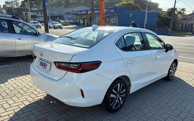 imagem-https://www.socarrao.com.br/sc-vehicle-images-prod/1197941/1778066890567-003_5d802e96e252ce096caee249bfaa7400.jpeg