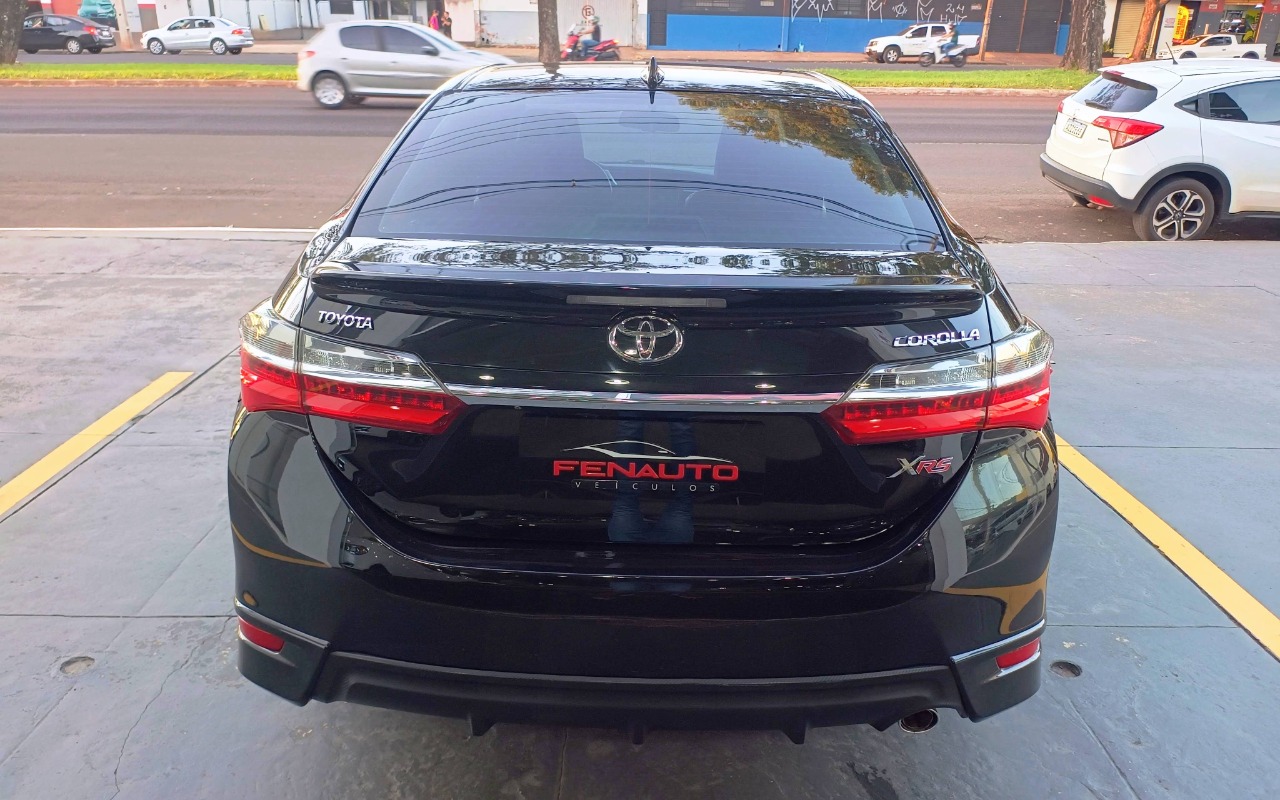 imagem-https://www.socarrao.com.br/sc-vehicle-images-prod/1199925/1778068941697-VE9ZT1RBIENPUk9MTEEgMi4wIFhSUyAxNlYgRkxFWCA0UCBBVVRPTcOBVElDTyAyMDE5IFBSRVRPIDcuanBn.jpg