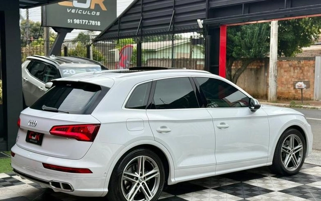 imagem-https://www.socarrao.com.br/sc-vehicle-images-prod/1201178/1791244705739-7990323_9_B_d7ca7a8783.jpeg