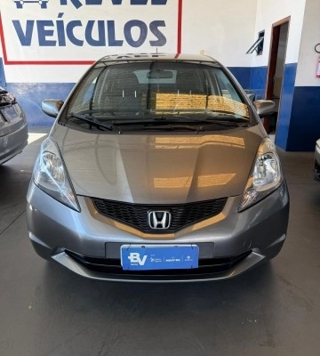 imagem-https://www.socarrao.com.br/sc-vehicle-images-prod/1201442/1788348177752-640_480_honda-fit-new-lxl-1-4-flex-aut-11-11-600ee7-3.jpg