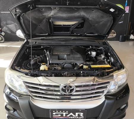 imagem-https://www.socarrao.com.br/sc-vehicle-images-prod/1202312/1787676172108-7688207_17_B_91d2e82a4c.jpeg