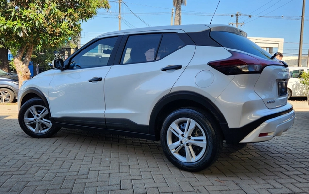 imagem-https://www.socarrao.com.br/sc-vehicle-images-prod/1205680/1788891203054-da8fe6fc-63d5-41c9-a0dd-b906f3dfdd6c.jpg