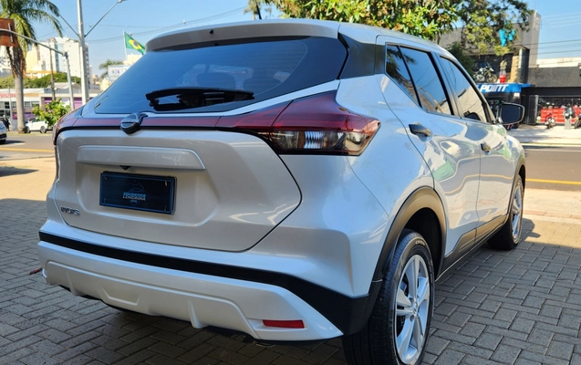 imagem-https://www.socarrao.com.br/sc-vehicle-images-prod/1205680/1788891203063-1b46cf54-4ca2-4a4d-90a3-ae525c896ab0.jpg