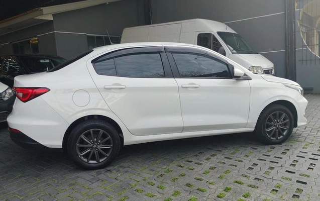 imagem-https://www.socarrao.com.br/sc-vehicle-images-prod/1207207/1789591755506-8060641_15_B_bb7a5f5c43.jpeg