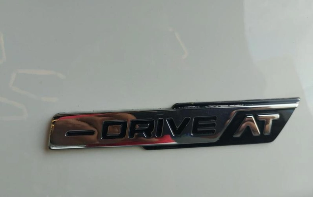 imagem-https://www.socarrao.com.br/sc-vehicle-images-prod/1207207/1789591755508-8060641_17_B_f633f24fd5.jpeg
