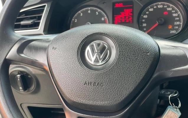 imagem-https://www.socarrao.com.br/sc-vehicle-images-prod/1207980/1778081223516-NzY4NzY1NV8wX0JfOWZmMzNmNGQ0MC5qcGVn.jpeg