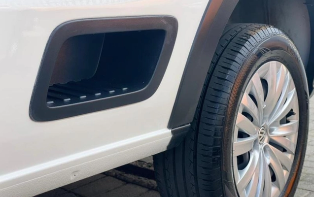 imagem-https://www.socarrao.com.br/sc-vehicle-images-prod/1207980/1778081224412-NzY4NzY1NV85X0JfMGM5OTI0N2NhNi5qcGVn.jpeg