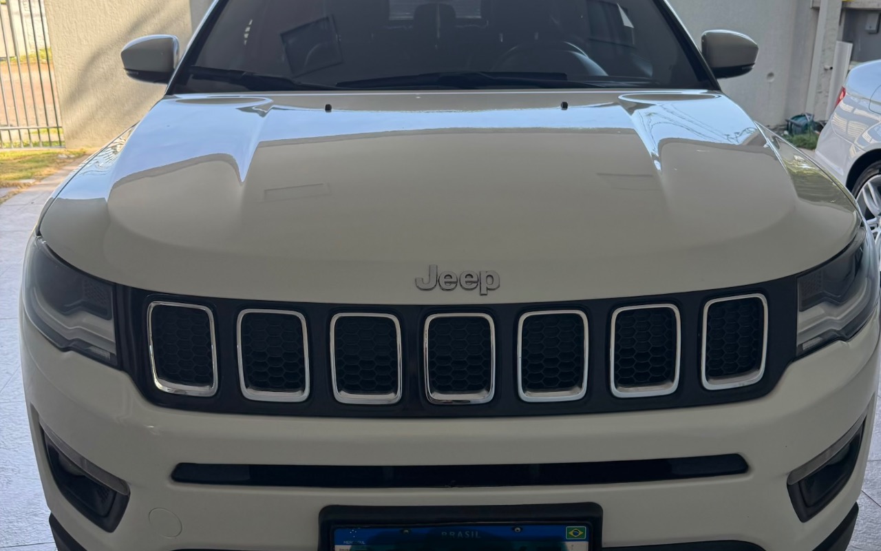 Jeep Compass 2020 Branco — foto 1 de 3