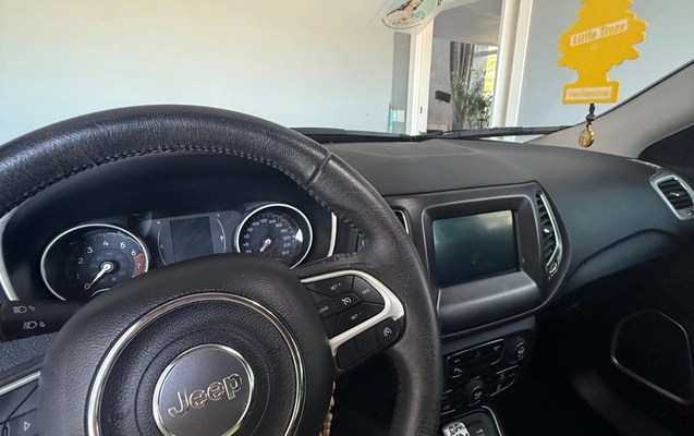 imagem-https://www.socarrao.com.br/sc-vehicle-images-prod/1209723/1778084078403-SU1HXzU1OTIuanBlZw.jpeg