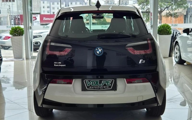 imagem-https://www.socarrao.com.br/sc-vehicle-images-prod/1210873/1787858188322-8056991_14_B_abbc3a94ed.jpeg
