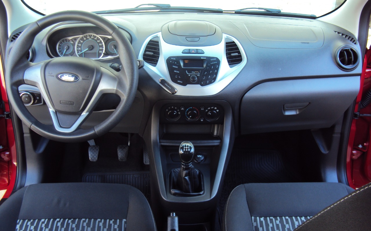 imagem-https://www.socarrao.com.br/sc-vehicle-images-prod/1211636/1778087240331-RFNDMDA2ODguSlBH.JPG