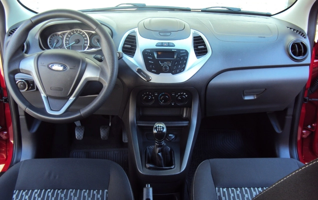 imagem-https://www.socarrao.com.br/sc-vehicle-images-prod/1211636/1778087240331-RFNDMDA2ODguSlBH.JPG