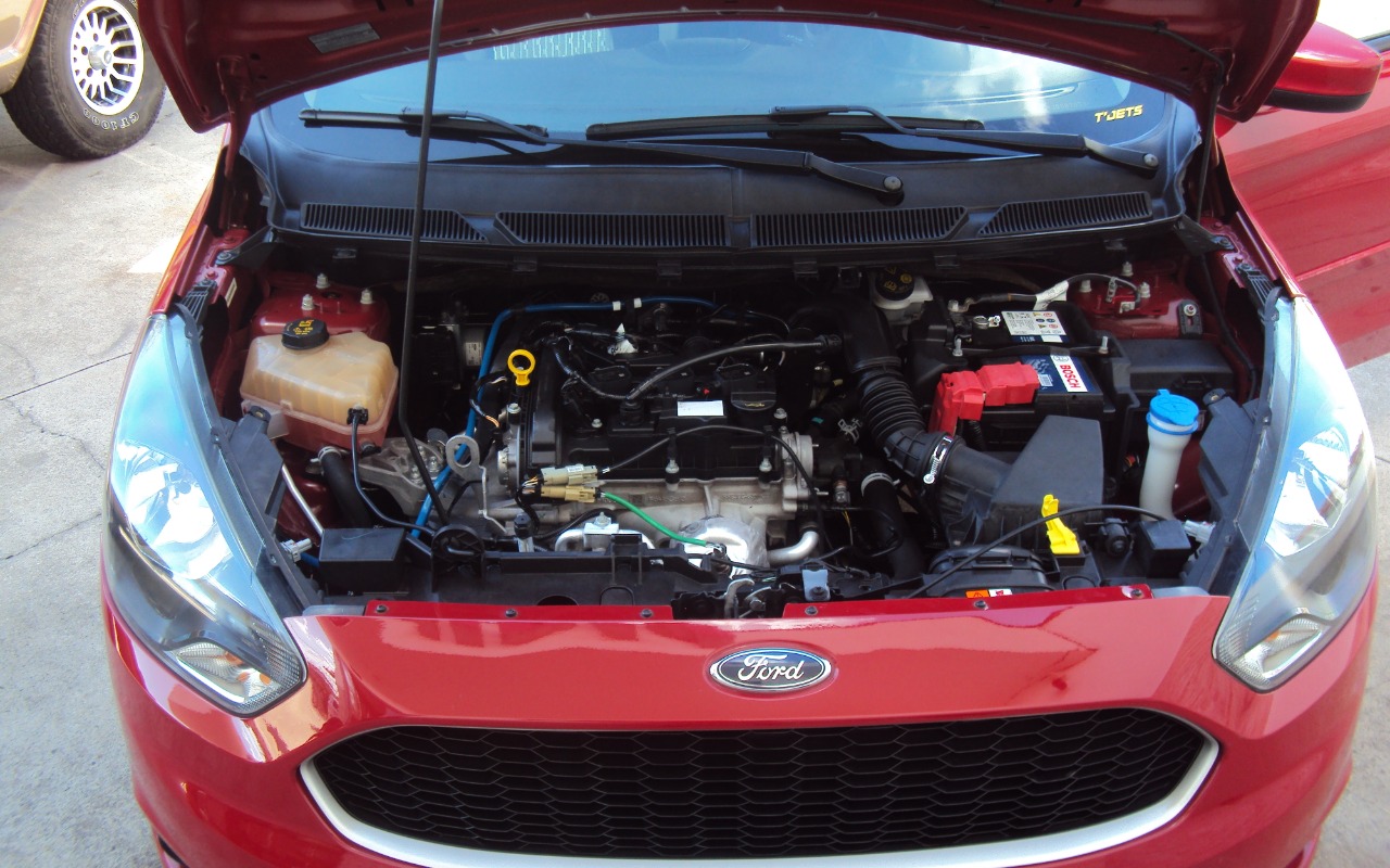 imagem-https://www.socarrao.com.br/sc-vehicle-images-prod/1211636/1778087241917-RFNDMDA2OTMuSlBH.JPG