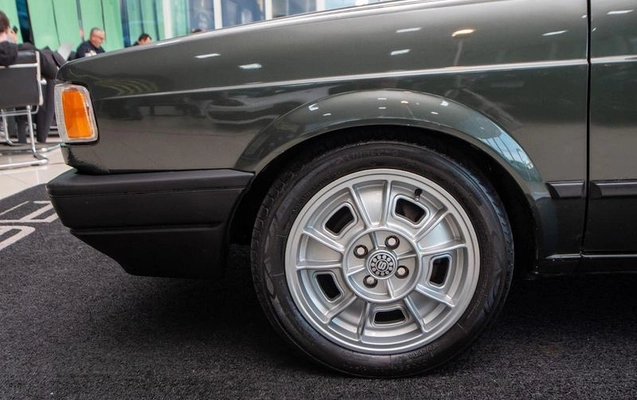 imagem-https://www.socarrao.com.br/sc-vehicle-images-prod/1211648/1780951767477-8061314_7_B_da8e05ada5.jpeg