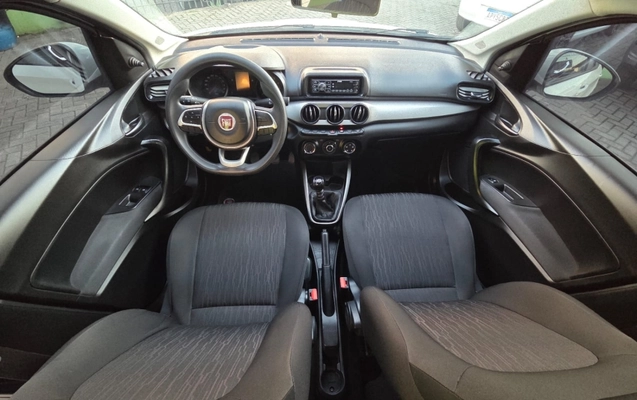 imagem-https://www.socarrao.com.br/sc-vehicle-images-prod/1212428/1788465368755-UQCoc3PeqlDo3vk7dVOy9k0Co6fu5Puc.jpg