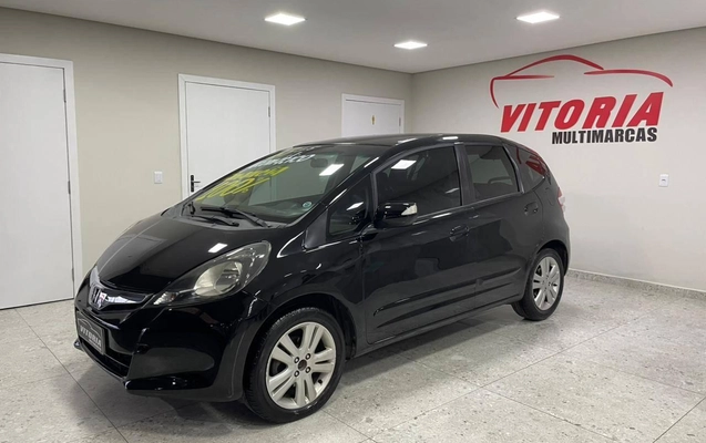 imagem-https://www.socarrao.com.br/sc-vehicle-images-prod/1212491/1789224979978-2e6fd997744948d389acedd219cede87_1777918098651.jpeg