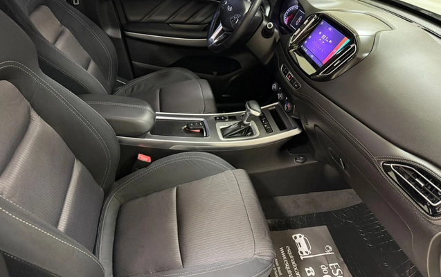 imagem-https://www.socarrao.com.br/sc-vehicle-images-prod/1212915/1778089325874-V2hhdHNBcHAgSW1hZ2UgMjAyNi0wNS0wNiBhdCAxMy40OS4yNC5qcGVn.jpeg